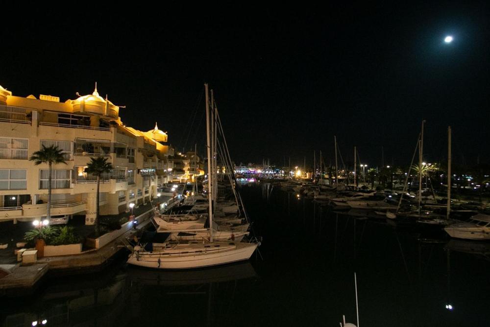 The Perfect Holiday Location Benalmadena Luaran gambar