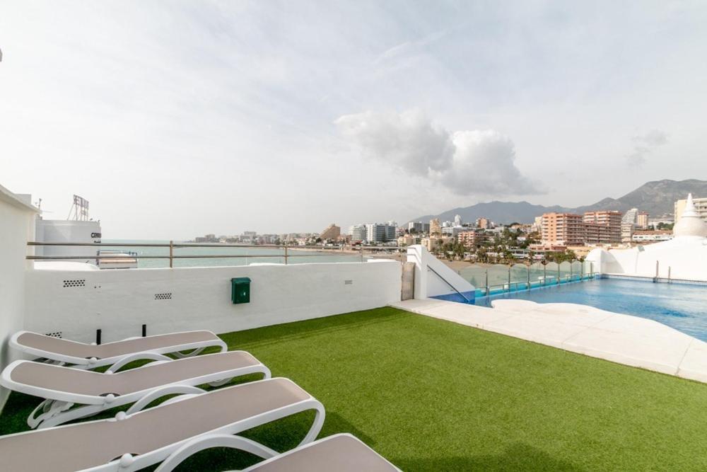 The Perfect Holiday Location Benalmadena Luaran gambar
